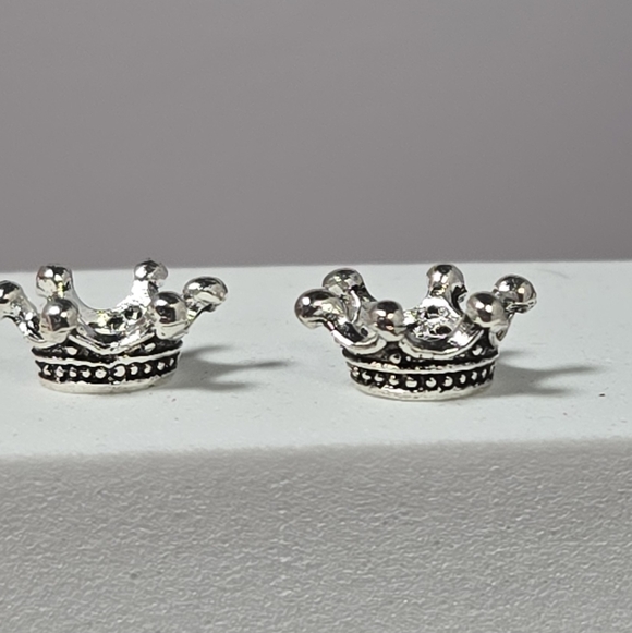 6pcs - Crown Spacer Beads Mixed Metal Charm Bracelet Set DIY Jewelry Gold Tiara - Picture 4 of 5